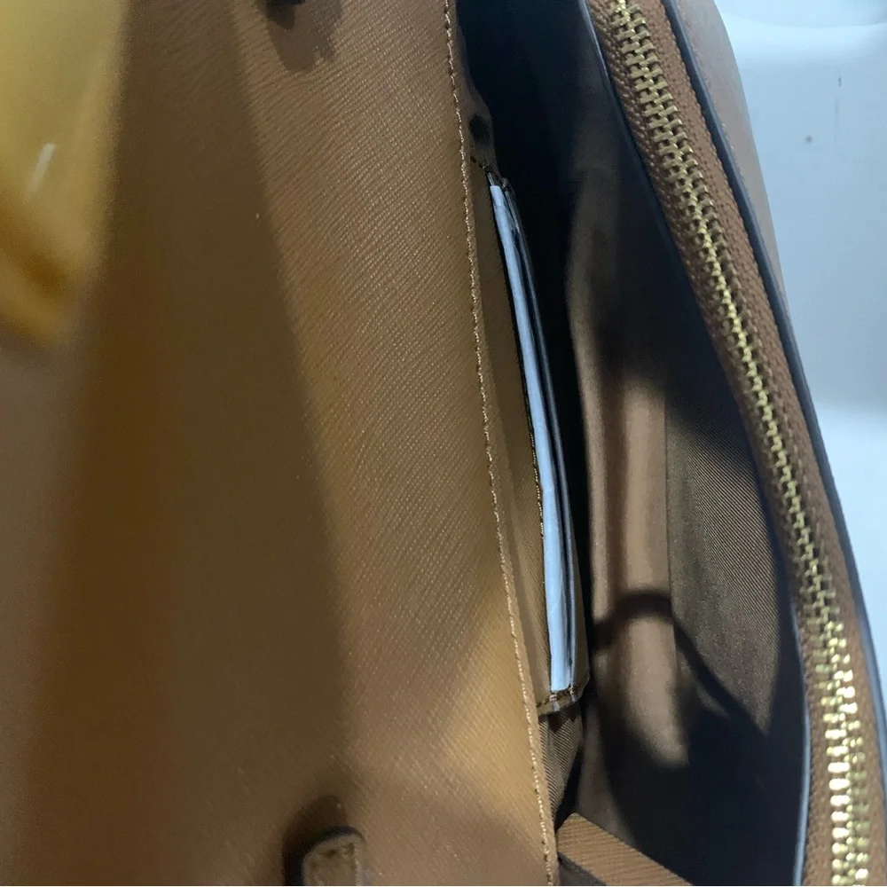 NWT TORY BURCH EMERSON Top Handle Leather Crossbody bag with Chain Strap - Picture 7 of 9